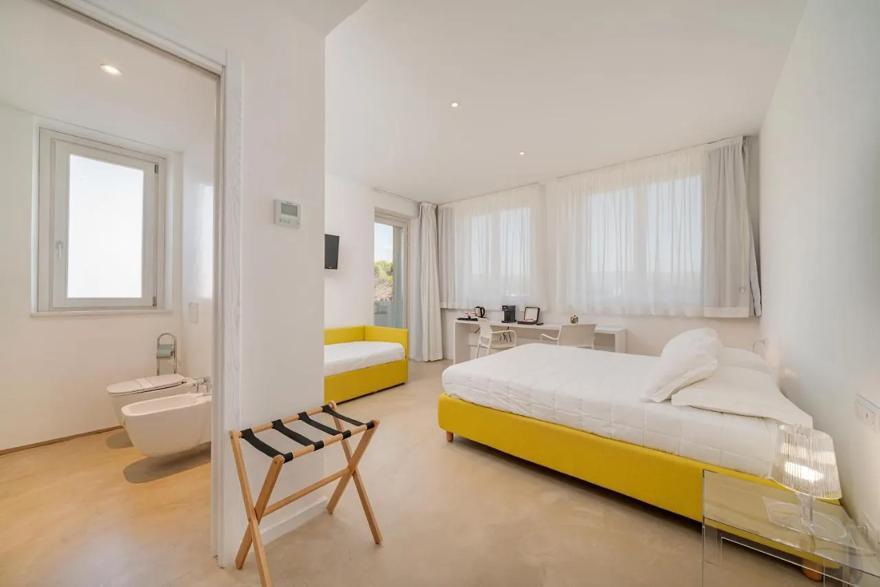 Jatika Boutique Hotel アリエントゥ 4*,  イタリア